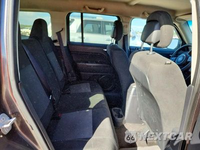 Zdjęcie 10 z 12 samochodu: 2017 JEEP PATRIOT SPORT VIN:1C4NJPBB3HD202877 - miniatura