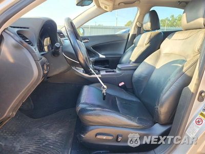 Zdjęcie 7 z 12 samochodu: 2008 LEXUS IS 250 BASE VIN:JTHBK262082061144 - miniatura