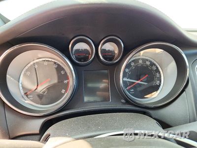 Zdjęcie 9 z 12 samochodu: 2017 BUICK CASCADA PREMIUM VIN:W04WH3N51HG022093 - miniatura