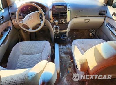 Zdjęcie 8 z 13 samochodu: 2006 TOYOTA SIENNA LE 7 PASSENGER VIN:5TDZA23C76S475575 - miniatura