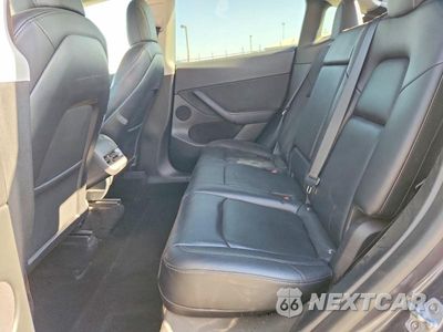 Zdjęcie 10 z 13 samochodu: 2022 TESLA MODEL Y VIN:7SAYGDEF6NF408100 - miniatura