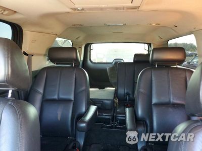 Zdjęcie 10 z 13 samochodu: 2008 CHEVROLET SUBURBAN K1500 LS VIN:3GNFK16378G245257 - miniatura