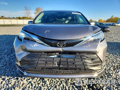 Piąte zdjęcie samochodu w środku: 2026 TOYOTA SIENNA XLE 7-PASSENGER VIN:5TDYSKFC5TS250071 - miniatura