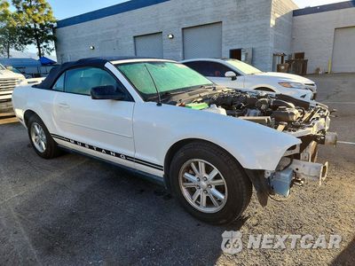 Czwarte zdjęcie samochodu z boku: 2007 FORD MUSTANG VIN:1ZVFT84N175315860 - miniatura