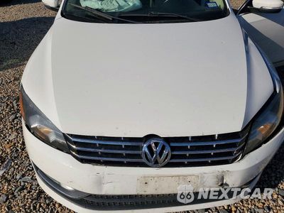Zdjęcie 11 z 12 samochodu: 2015 VOLKSWAGEN PASSAT SE VIN:1VWBV7A31FC050955 - miniatura