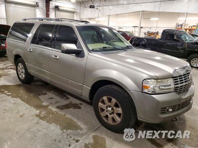 Czwarte zdjęcie samochodu z boku: 2008 LINCOLN NAVIGATOR L VIN:5LMFL28578LJ21933 - miniatura
