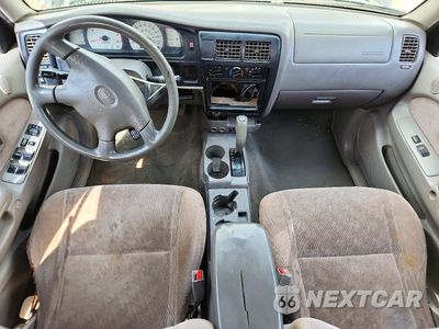 Zdjęcie 8 z 12 samochodu: 2002 TOYOTA TACOMA DOUBLE CAB PRERUNNER VIN:5TEGN92N52Z035035 - miniatura