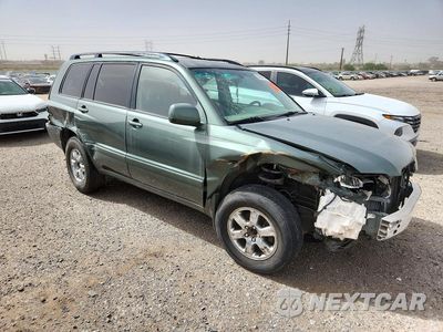 Czwarte zdjęcie samochodu z boku: 2004 TOYOTA HIGHLANDER BASE VIN:JTEDP21A640021808 - miniatura