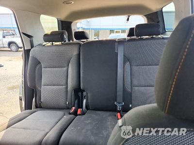 Zdjęcie 10 z 13 samochodu: 2018 CHEVROLET TRAVERSE LS VIN:1GNERFKW2JJ124998 - miniatura
