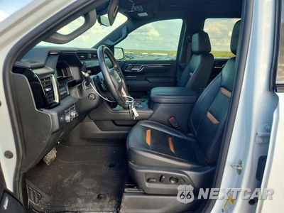 Zdjęcie 7 z 12 samochodu: 2023 GMC SIERRA K1500 AT4 VIN:1GTUUEE82PZ319679 - miniatura