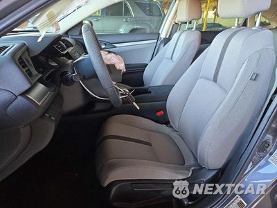 Zdjęcie 7 z 12 samochodu: 2017 HONDA CIVIC LX VIN:19XFC2F57HE000550 - miniatura