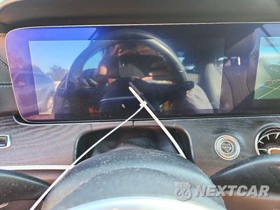Zdjęcie 9 z 12 samochodu: 2019 MERCEDES-BENZ E 450 4MATIC VIN:WDD1J6JB4KF105246 - miniatura
