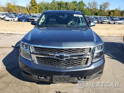 Piąte zdjęcie samochodu w środku: 2019 CHEVROLET SUBURBAN K1500 LT VIN:1GNSKHKCXKR329450 - miniatura