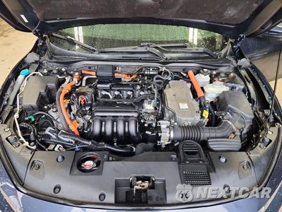 Zdjęcie 11 z 12 samochodu: 2019 HONDA INSIGHT EX VIN:19XZE4F53KE004248 - miniatura