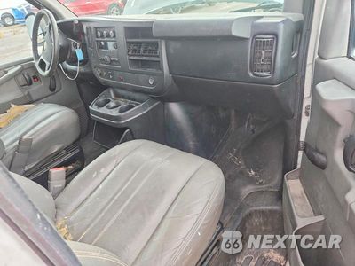 Zdjęcie 8 z 13 samochodu: 2012 CHEVROLET EXPRESS G2500 VIN:1GCWGFCB5C1124981 - miniatura