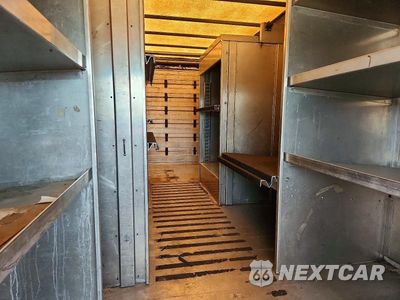 Zdjęcie 10 z 13 samochodu: 2007 FREIGHTLINER MT45 CHASSIS DELIVERY TRUCK VIN:4UZAANBW67CY45049 - miniatura