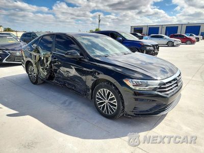 Czwarte zdjęcie samochodu z boku: 2021 VOLKSWAGEN JETTA S VIN:3VWC57BU0MM050372 - miniatura
