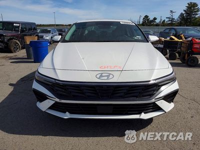 Piąte zdjęcie samochodu w środku: 2024 HYUNDAI ELANTRA LIMITED VIN:KMHLP4DG1RU641263 - miniatura