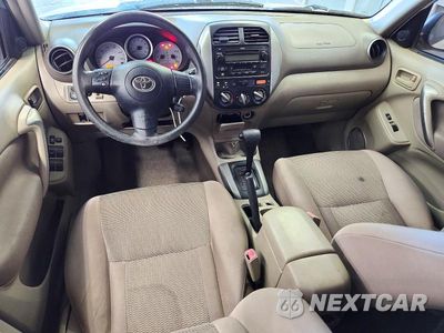 Zdjęcie 8 z 13 samochodu: 2004 TOYOTA RAV4 BASE VIN:JTEHD20V640037358 - miniatura