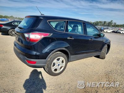 Trzecie zdjęcie samochodu z tyłu: 2017 FORD ESCAPE S VIN:1FMCU0F79HUA89458 - miniatura