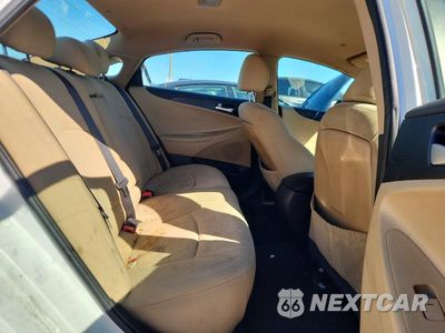 Zdjęcie 10 z 12 samochodu: 2011 HYUNDAI SONATA GLS VIN:5NPEB4ACXBH115890 - miniatura