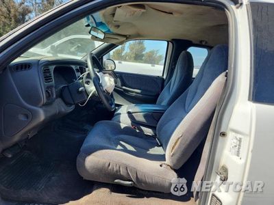 Zdjęcie 7 z 12 samochodu: 1999 DODGE DAKOTA VIN:1B7FL22P7XS240054 - miniatura