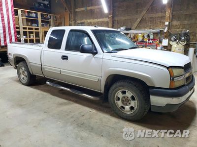 Czwarte zdjęcie samochodu z boku: 2005 CHEVROLET SILVERADO K1500 VIN:1GCEK19B65Z280861 - miniatura