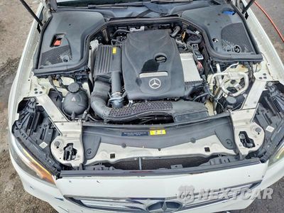 Zdjęcie 11 z 12 samochodu: 2018 MERCEDES-BENZ E 300 VIN:WDDZF4JB4JA404952 - miniatura