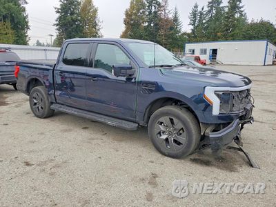Czwarte zdjęcie samochodu z boku: 2023 FORD F150 LIGHTNING PRO VIN:1FTVW1EL1PWG18710 - miniatura