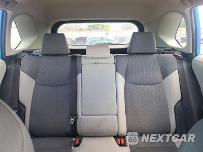 Zdjęcie 10 z 13 samochodu: 2019 TOYOTA RAV4 XLE VIN:JTMP1RFV7KD002505 - miniatura