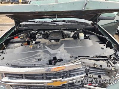 Zdjęcie 12 z 13 samochodu: 2015 CHEVROLET SILVERADO K1500 LT VIN:3GCUKREC7FG132843 - miniatura