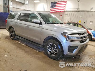 Czwarte zdjęcie samochodu z boku: 2023 FORD EXPEDITION MAX XLT VIN:1FMJK1J8XPEA28759 - miniatura