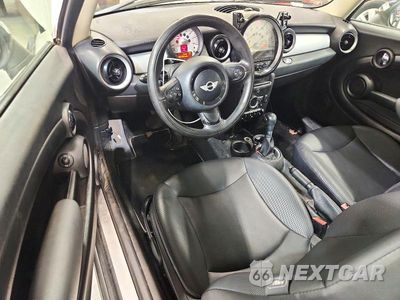 Zdjęcie 8 z 12 samochodu: 2012 MINI COOPER VIN:WMWSU3C5XCT541417 - miniatura