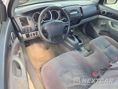 Zdjęcie 8 z 12 samochodu: 2009 TOYOTA TACOMA BASE VIN:5TENX22NX9Z625217 - miniatura
