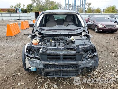 Piąte zdjęcie samochodu w środku: 2019 FORD ESCAPE SE VIN:1FMCU9G94KUB83582 - miniatura