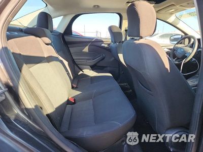 Zdjęcie 10 z 12 samochodu: 2016 FORD FOCUS SE VIN:1FADP3F25GL357731 - miniatura