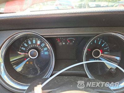 Zdjęcie 9 z 13 samochodu: 2014 FORD MUSTANG VIN:1ZVBP8AM2E5314843 - miniatura
