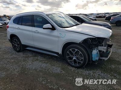 Czwarte zdjęcie samochodu z boku: 2021 BMW X1 SDRIVE28I VIN:WBXJG7C05M5S00694 - miniatura