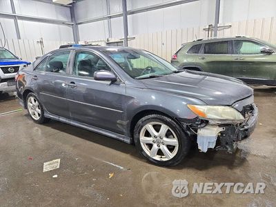 Czwarte zdjęcie samochodu z boku: 2007 TOYOTA CAMRY SE V6 VIN:4T1BK46K97U036707 - miniatura