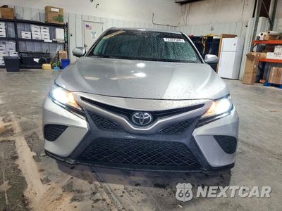 Piąte zdjęcie samochodu w środku: 2020 TOYOTA CAMRY SE VIN:4T1G11AK9LU912782 - miniatura
