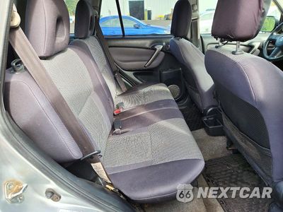 Zdjęcie 10 z 12 samochodu: 2004 TOYOTA RAV4 BASE VIN:JTEHD20V546006874 - miniatura