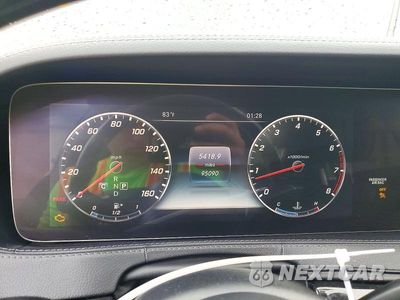 Zdjęcie 9 z 12 samochodu: 2019 MERCEDES-BENZ S 560 4MATIC VIN:WDDUG8GBXKA429362 - miniatura