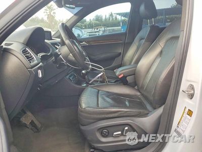 Zdjęcie 7 z 13 samochodu: 2016 AUDI Q3 PREMIUM PLUS VIN:WA1BFCFS0GR003384 - miniatura
