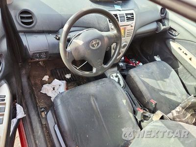 Zdjęcie 8 z 12 samochodu: 2008 TOYOTA YARIS BASE VIN:JTDBT923084025092 - miniatura