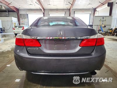 Zdjęcie 6 z 12 samochodu: 2015 HONDA ACCORD LX VIN:1HGCR2F3XFA224882 - miniatura