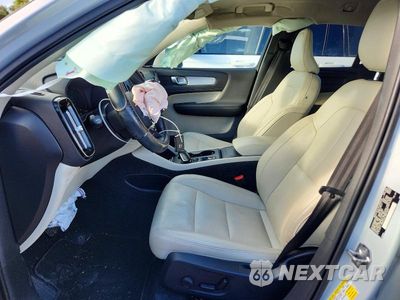 Zdjęcie 7 z 13 samochodu: 2021 VOLVO XC40 T5 MOMENTUM VIN:YV4162UK6M2422002 - miniatura