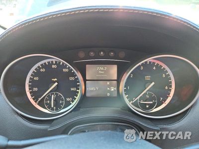 Zdjęcie 9 z 13 samochodu: 2011 MERCEDES-BENZ GL 450 4MATIC VIN:4JGBF7BEXBA686999 - miniatura
