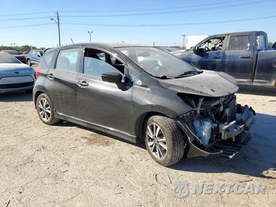 Czwarte zdjęcie samochodu z boku: 2018 NISSAN VERSA NOTE SR VIN:3N1CE2CP6JL358990 - miniatura