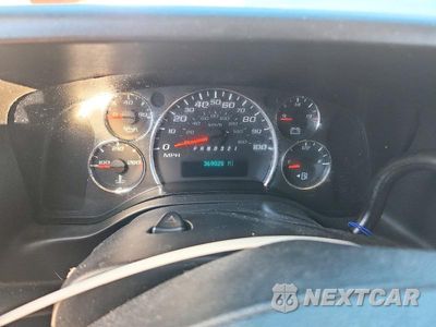 Zdjęcie 9 z 12 samochodu: 2008 GMC SAVANA G2500 DELIVERY VAN VIN:1GTGG29C181911849 - miniatura