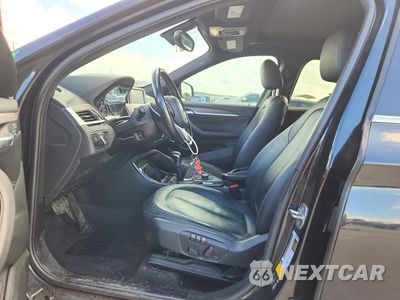 Zdjęcie 7 z 12 samochodu: 2016 BMW X1 XDRIVE28I VIN:WBXHT3C34G5E54806 - miniatura